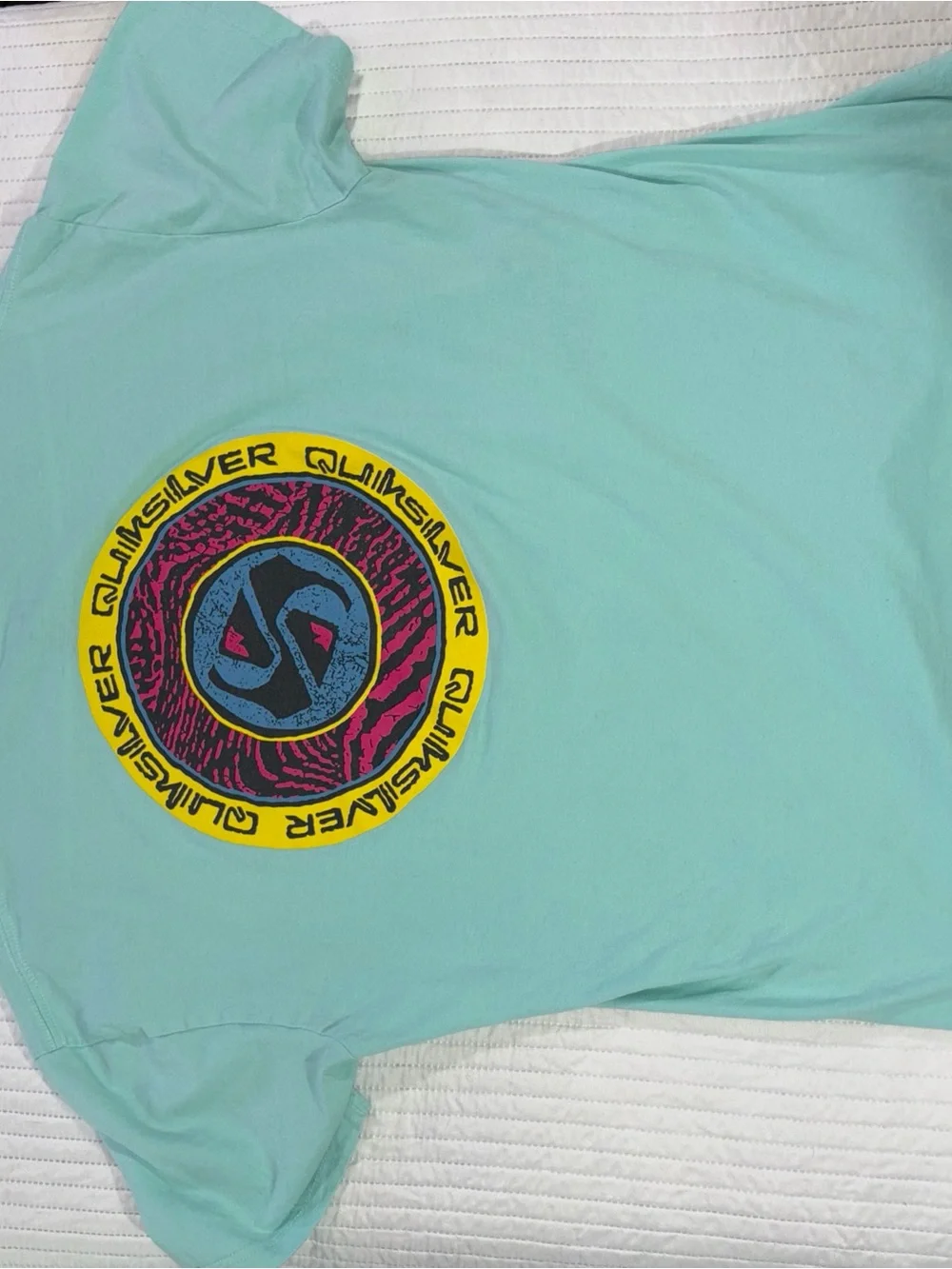 Quiksilver XL Mint Green T-Shirt Colorful Logo Short Sleeve